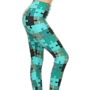 Plus Teal Puzzle Piece Leggings